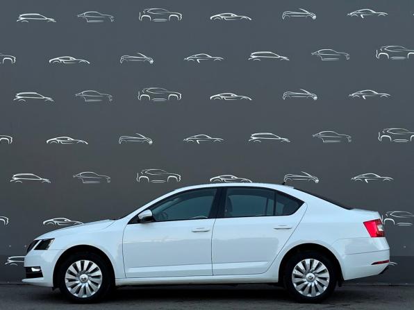 Skoda Octavia III (A7) Рестайлинг с пробегом 2019 года, цена 1 687 500 рублей, 126627 км, лифтбек, Автокод Объявления