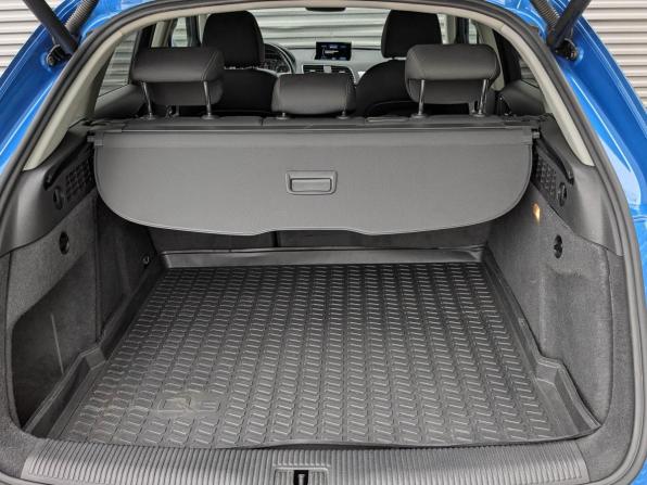Audi Q3 I (8U) Рестайлинг с пробегом 2015 года, цена 2 100 000 рублей, 137028 км, внедорожник, Автокод Объявления