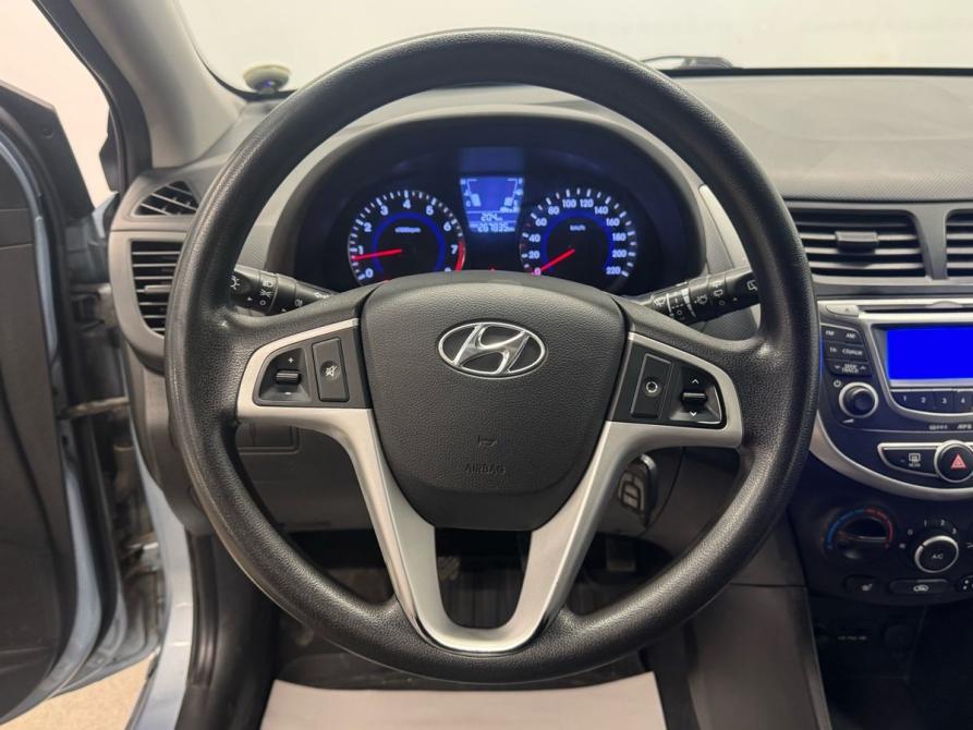 Hyundai Solaris I Санкт-Петербург  - изображение 11