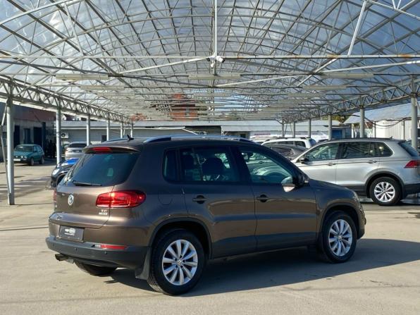 Volkswagen Tiguan I Рестайлинг с пробегом 2016 года, цена 1 945 000 рублей, 28220 км, внедорожник, Автокод Объявления