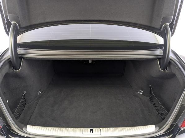 Genesis G90 I Рестайлинг с пробегом 2022 года, цена 5 990 000 рублей, 55762 км, седан, Автокод Объявления