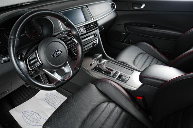 Kia Optima IV Рестайлинг с пробегом 2019 года, цена 2 649 000 рублей, 95067 км, седан, Автокод Объявления