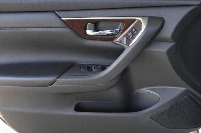 Nissan Teana III (L33) с пробегом 2015 года, цена 1 060 000 рублей, 240963 км, седан, Автокод Объявления