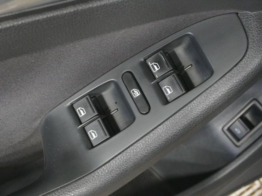 Volkswagen Jetta VI Вологда  - изображение 14
