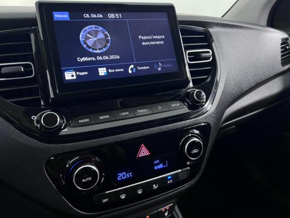 Hyundai Solaris II Рестайлинг с пробегом 2022 года, цена 1 597 000 рублей, 121158 км, седан, Автокод Объявления