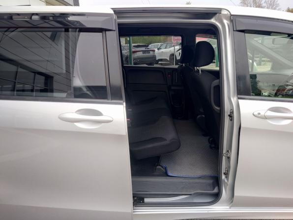 Honda Freed I Рестайлинг с пробегом 2014 года, цена 1 000 000 рублей, 172513 км, компактвэн, Автокод Объявления