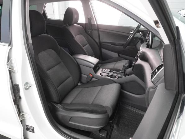 Hyundai Tucson III Рестайлинг с пробегом 2018 года, цена 2 199 000 рублей, 114035 км, внедорожник, Автокод Объявления