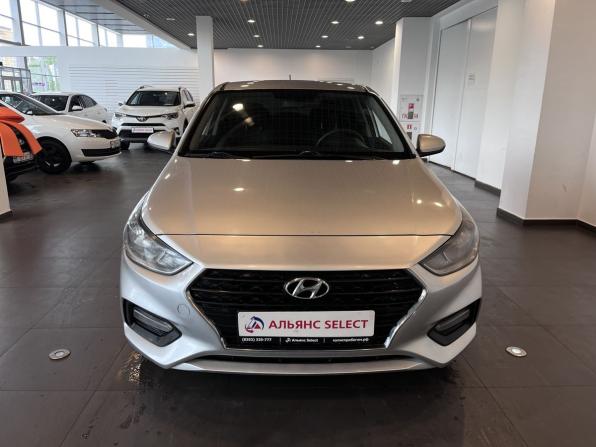 Hyundai Solaris II с пробегом 2019 года, цена 1 180 000 рублей, 214210 км, седан, Автокод Объявления