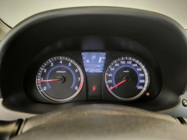 Hyundai Solaris I с пробегом 2012 года, цена 720 000 рублей, 105409 км, хэтчбек, Автокод Объявления