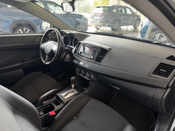Mitsubishi Lancer X Рестайлинг с пробегом 2013 года, цена 945 000 рублей, 210000 км, седан, Автокод Объявления
