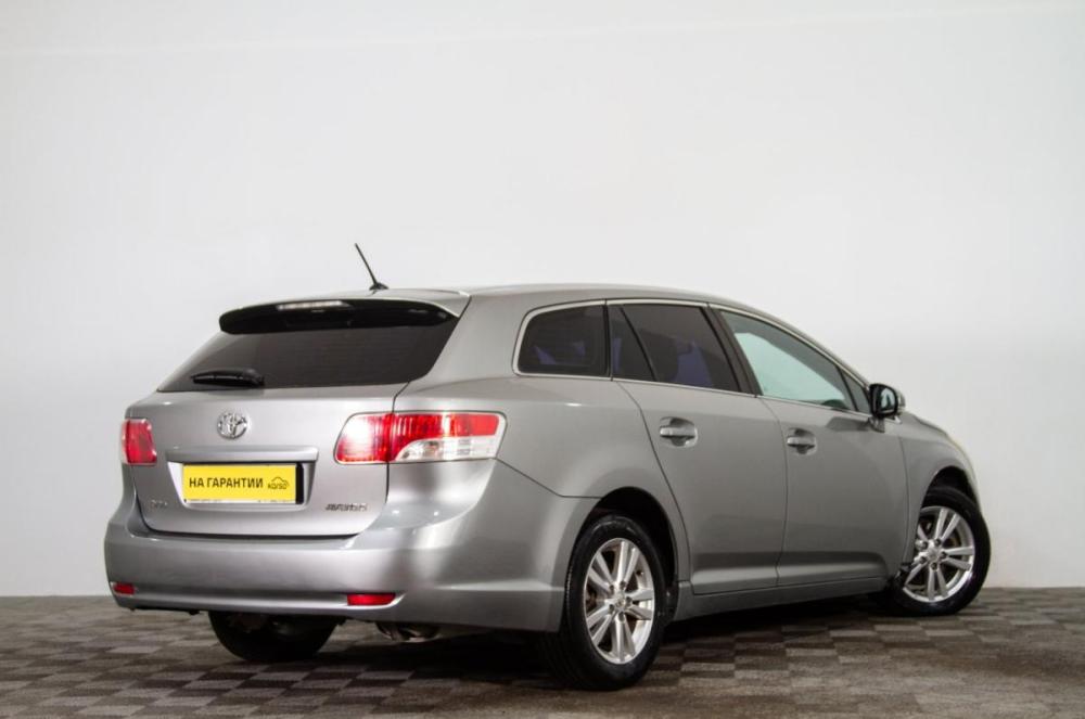 Toyota Avensis III Сургут  - изображение 5