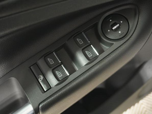 Ford Kuga II с пробегом 2014 года, цена 969 000 рублей, 199092 км, внедорожник, Автокод Объявления