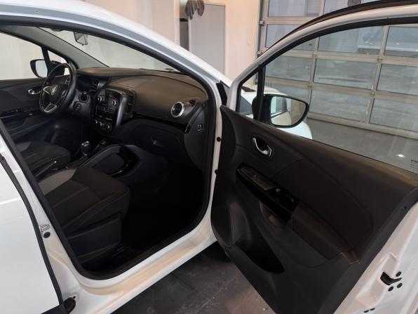 Renault Kaptur I Рестайлинг с пробегом 2021 года, цена 1 399 000 рублей, 86722 км, внедорожник, Автокод Объявления