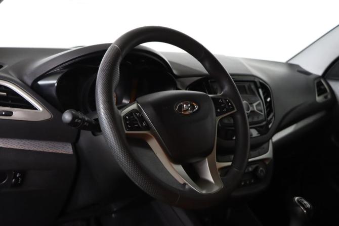 Lada (ВАЗ) Vesta I с пробегом 2019 года, цена 999 990 рублей, 175815 км, универсал, Автокод Объявления