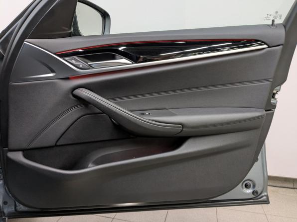 BMW 5 серии VII (G30/G31/G38) с пробегом 2020 года, цена 3 395 000 рублей, 140348 км, седан, Автокод Объявления