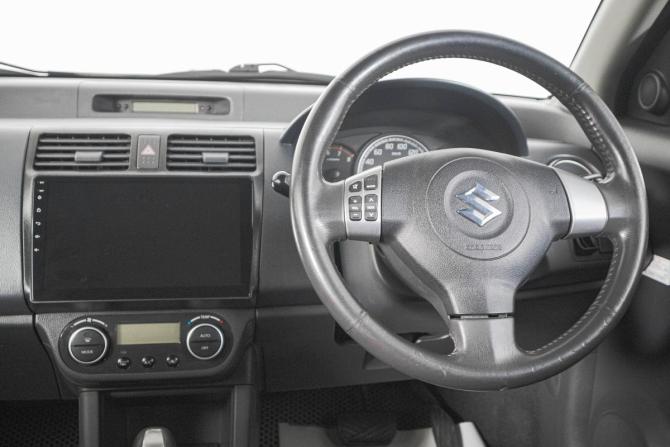 Suzuki Swift III с пробегом 2009 года, цена 649 000 рублей, 178000 км, хэтчбек, Автокод Объявления