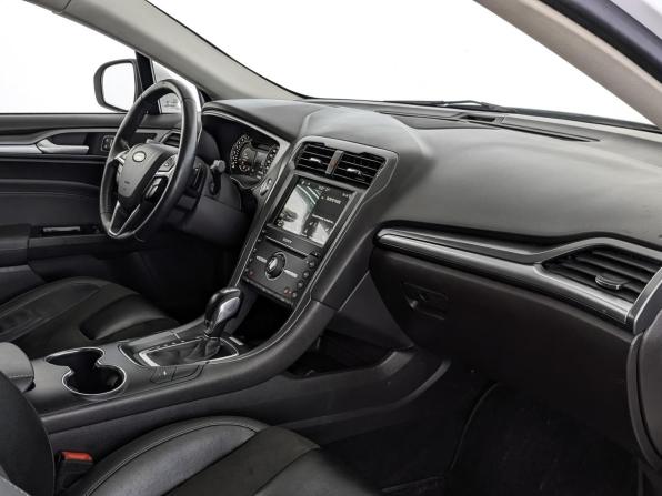 Ford Mondeo V с пробегом 2018 года, цена 1 940 000 рублей, 105357 км, седан, Автокод Объявления