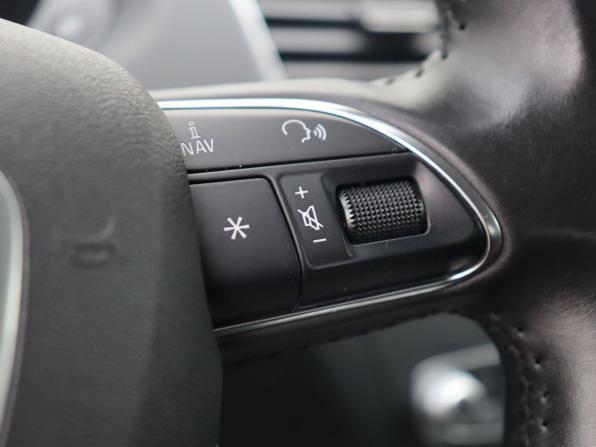 Audi Q3 I (8U) с пробегом 2013 года, цена 1 650 000 рублей, 131937 км, внедорожник, Автокод Объявления