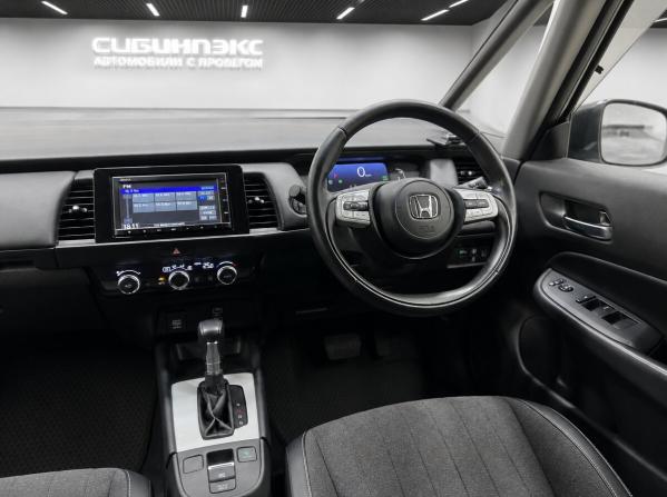 Honda Fit IV с пробегом 2020 года, цена 1 399 000 рублей, 82000 км, хэтчбек, Автокод Объявления