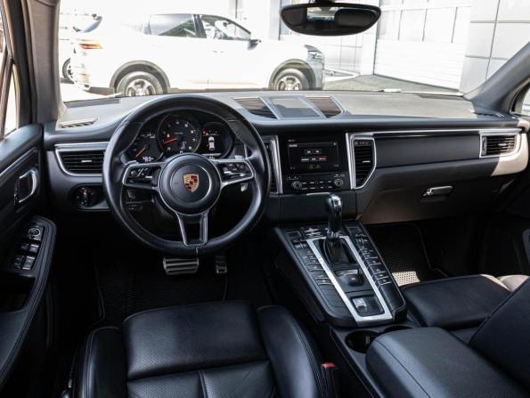 Porsche Macan I с пробегом 2018 года, цена 3 299 000 рублей, 93649 км, внедорожник, Автокод Объявления