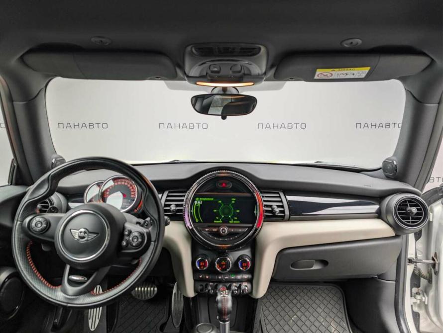 Mini Hatch III (F55/F56) Москва  - изображение 8