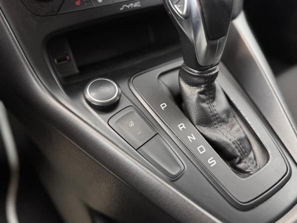 Ford Focus III Рестайлинг с пробегом 2017 года, цена 1 020 000 рублей, 151092 км, хэтчбек, Автокод Объявления
