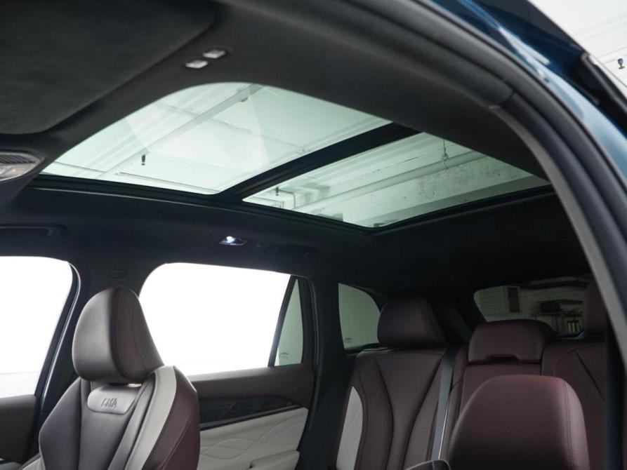 Geely Monjaro I Москва  - изображение 12
