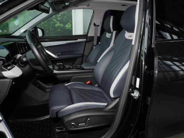 Geely Atlas II с пробегом 2024 года, цена 3 248 000 рублей, 32194 км, внедорожник, Автокод Объявления