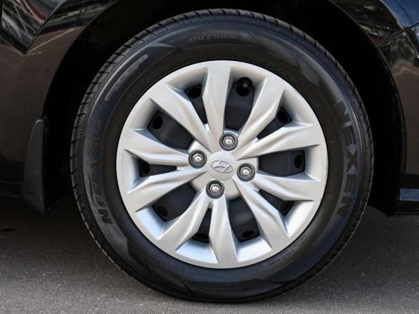 Hyundai Solaris II Рестайлинг с пробегом 2021 года, цена 1 349 000 рублей, 86671 км, седан, Автокод Объявления