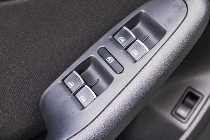 Volkswagen Jetta VI Рестайлинг с пробегом 2014 года, цена 1 099 000 рублей, 188000 км, седан, Автокод Объявления