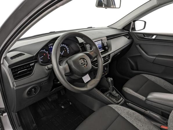 Skoda Rapid II с пробегом 2021 года, цена 1 365 000 рублей, 103790 км, лифтбек, Автокод Объявления
