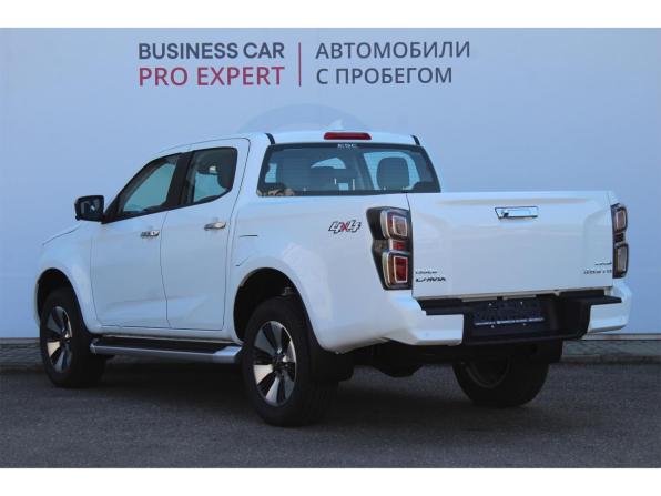 Isuzu D-Max III с пробегом 2025 года, цена 4 250 000 рублей, 73 км, offers.body_type.unknown, Автокод Объявления