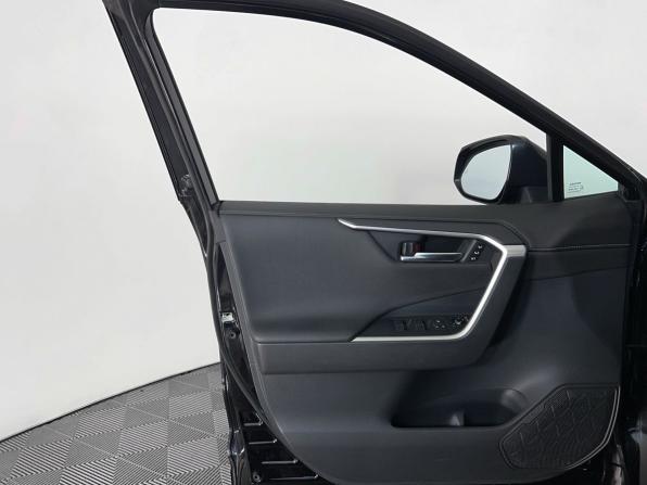 Toyota RAV4 V (XA50) с пробегом 2019 года, цена 3 449 000 рублей, 102000 км, внедорожник, Автокод Объявления