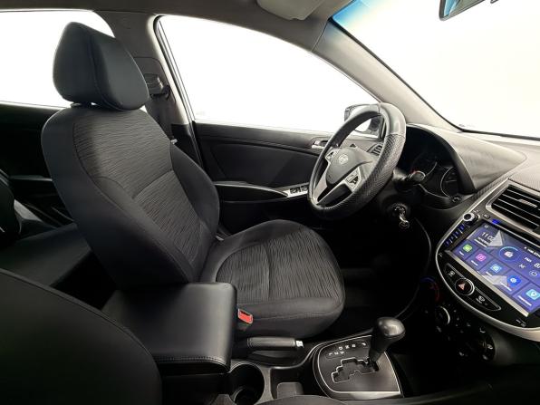 Hyundai Solaris I с пробегом 2014 года, цена 930 000 рублей, 149849 км, хэтчбек, Автокод Объявления