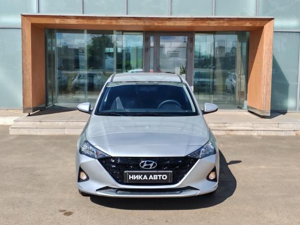 Hyundai Solaris II Рестайлинг с пробегом 2021 года, цена 1 690 000 рублей, 21129 км, седан, Автокод Объявления