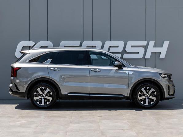 Kia Sorento IV с пробегом 2021 года, цена 4 240 000 рублей, 62942 км, внедорожник, Автокод Объявления