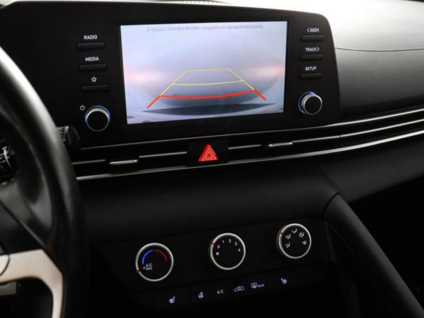 Hyundai Elantra VII (CN7) с пробегом 2021 года, цена 1 897 000 рублей, 67394 км, седан, Автокод Объявления