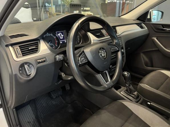 Skoda Rapid I Рестайлинг с пробегом 2019 года, цена 1 155 000 рублей, 132084 км, лифтбек, Автокод Объявления