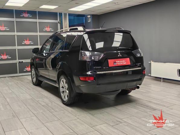 Mitsubishi Outlander II Рестайлинг с пробегом 2011 года, цена 1 198 000 рублей, 209000 км, внедорожник, Автокод Объявления