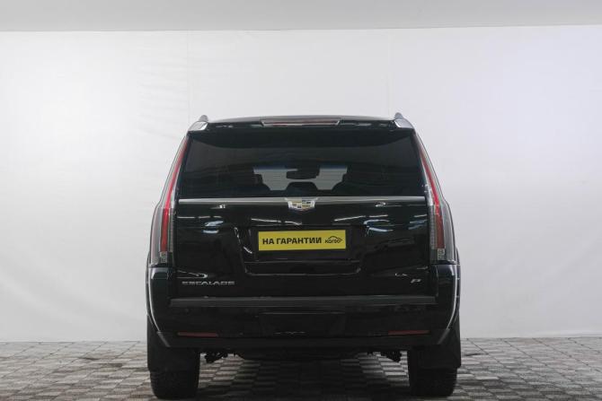 Cadillac Escalade IV с пробегом 2015 года, цена 3 949 000 рублей, 133150 км, внедорожник, Автокод Объявления