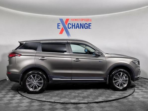 Geely Atlas Pro с пробегом 2023 года, цена 2 211 000 рублей, 57756 км, внедорожник, Автокод Объявления