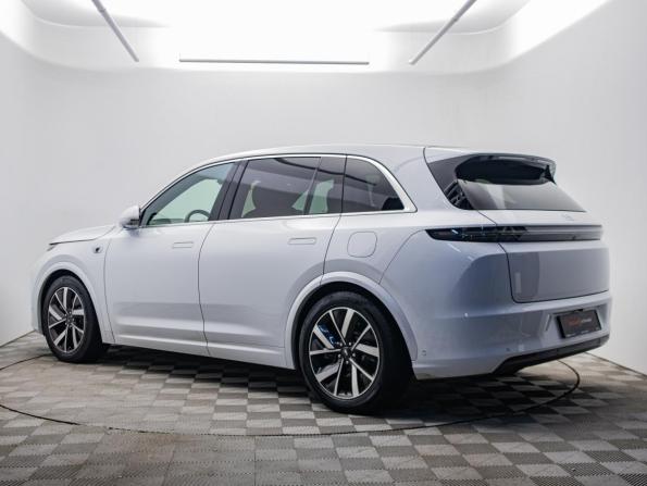 Li Auto (Lixiang) L7 I с пробегом 2023 года, цена 5 695 000 рублей, 45000 км, внедорожник, Автокод Объявления