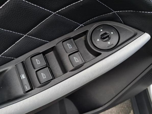 Ford Focus III с пробегом 2014 года, цена 855 000 рублей, 153760 км, седан, Автокод Объявления