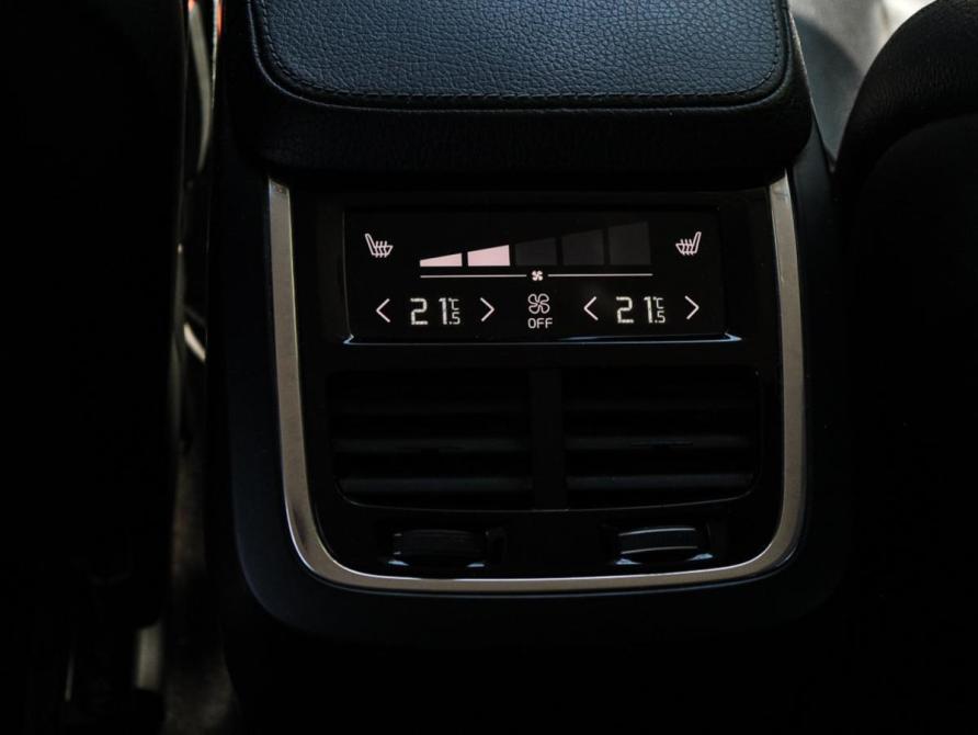 Volvo XC90 II Москва  - изображение 9