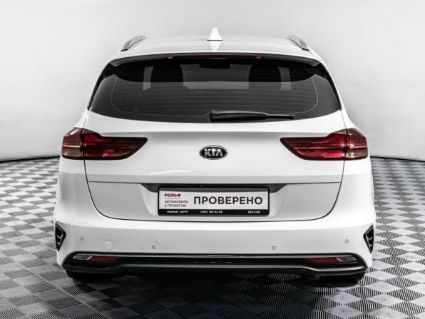 Kia Ceed III с пробегом 2021 года, цена 2 210 000 рублей, 96631 км, универсал, Автокод Объявления