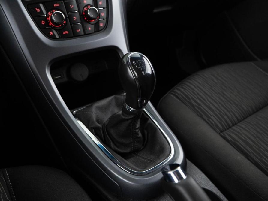 Opel Astra J Рестайлинг Москва  - изображение 19