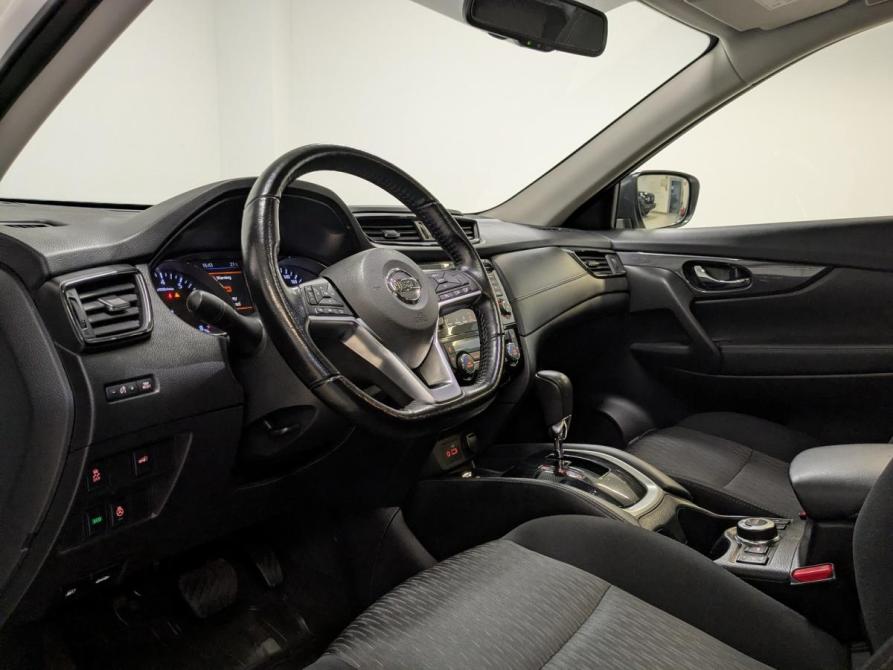 Nissan X-Trail III Рестайлинг Санкт-Петербург  - изображение 17