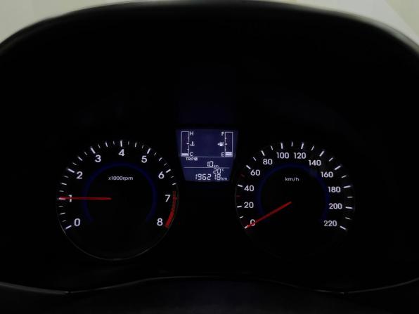 Hyundai Solaris I Рестайлинг с пробегом 2016 года, цена 820 000 рублей, 197138 км, хэтчбек, Автокод Объявления