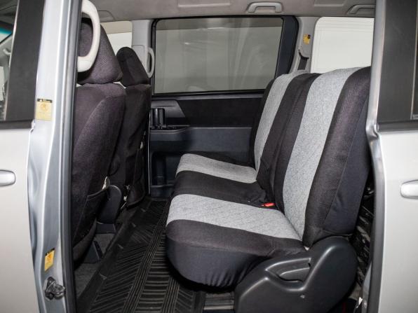 Toyota Noah II (R70) с пробегом 2012 года, цена 1 385 000 рублей, 271157 км, минивэн, Автокод Объявления