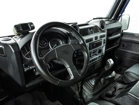 Land Rover Defender I Рестайлинг с пробегом 2014 года, цена 3 246 732 рубля, 126480 км, внедорожник, Автокод Объявления